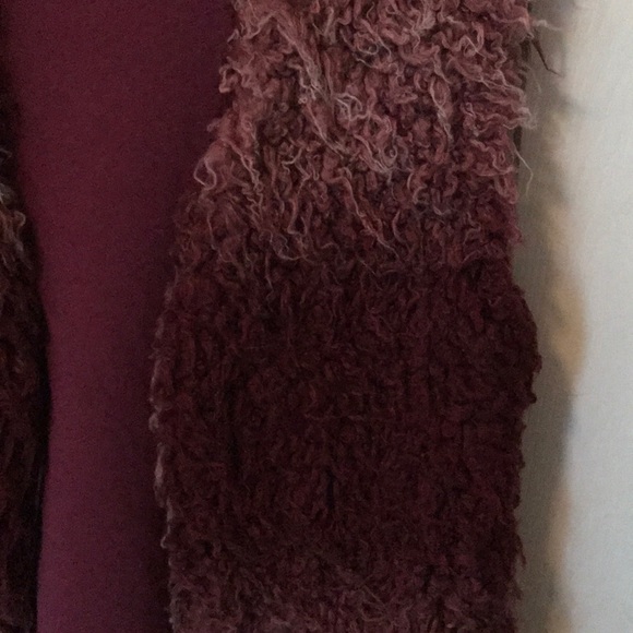 MINKPINK Furry Vest - Picture 3 of 5